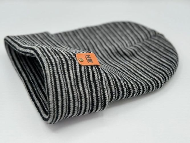 Cuffed Traditional Contrast Black/Gray